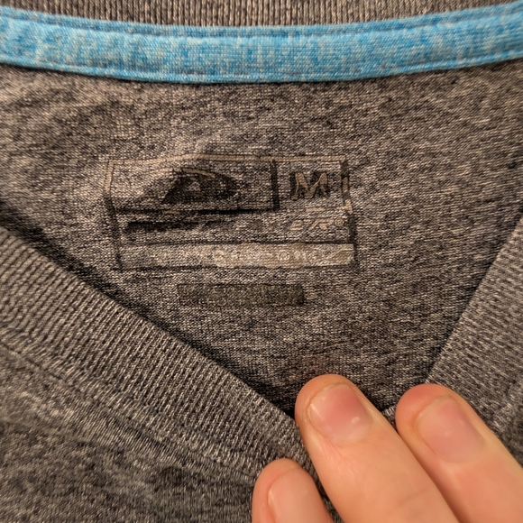 Men's Gray T-Shirt Size Medium - Picture 5 of 6